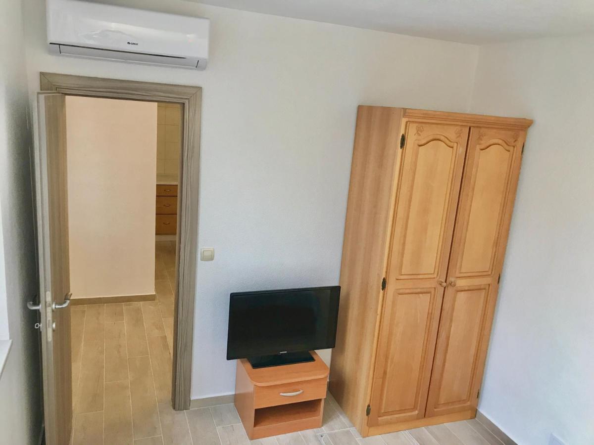 Apartmani Ruzica Zastražišće Eksteriør bilde